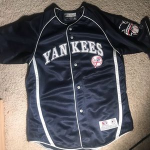 YANKEES button up/ jersey